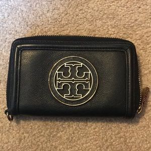 Tory Burch wallet